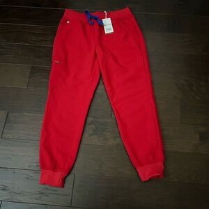 Figs Winning Red NWT